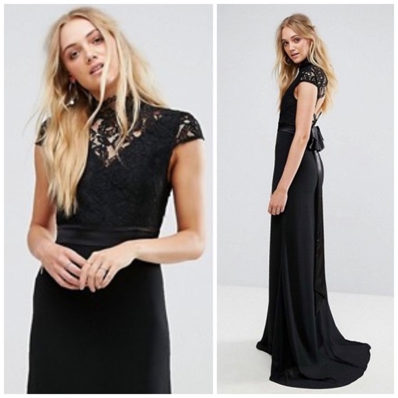 High Neck Lace Gown by TFNC London Size: XXS - XS - Picture 6 of 17